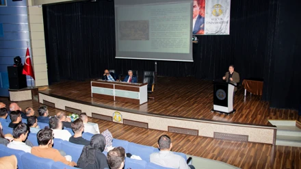 Selçuk Üniversitesinde ‘100. Yılda Cumhuriyet’ adlı panel düzenlendi